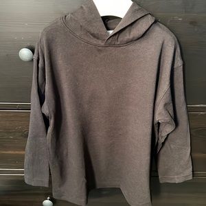 Zara boys light hoodie size 7 (see video)